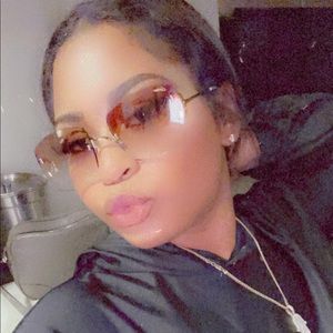 Meet your Posher, Bianca